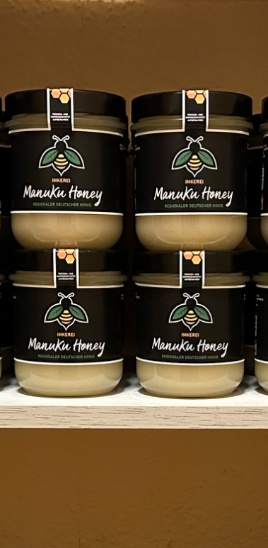 Honiggläser der Imkerei ManuKu Honey aus Barnten